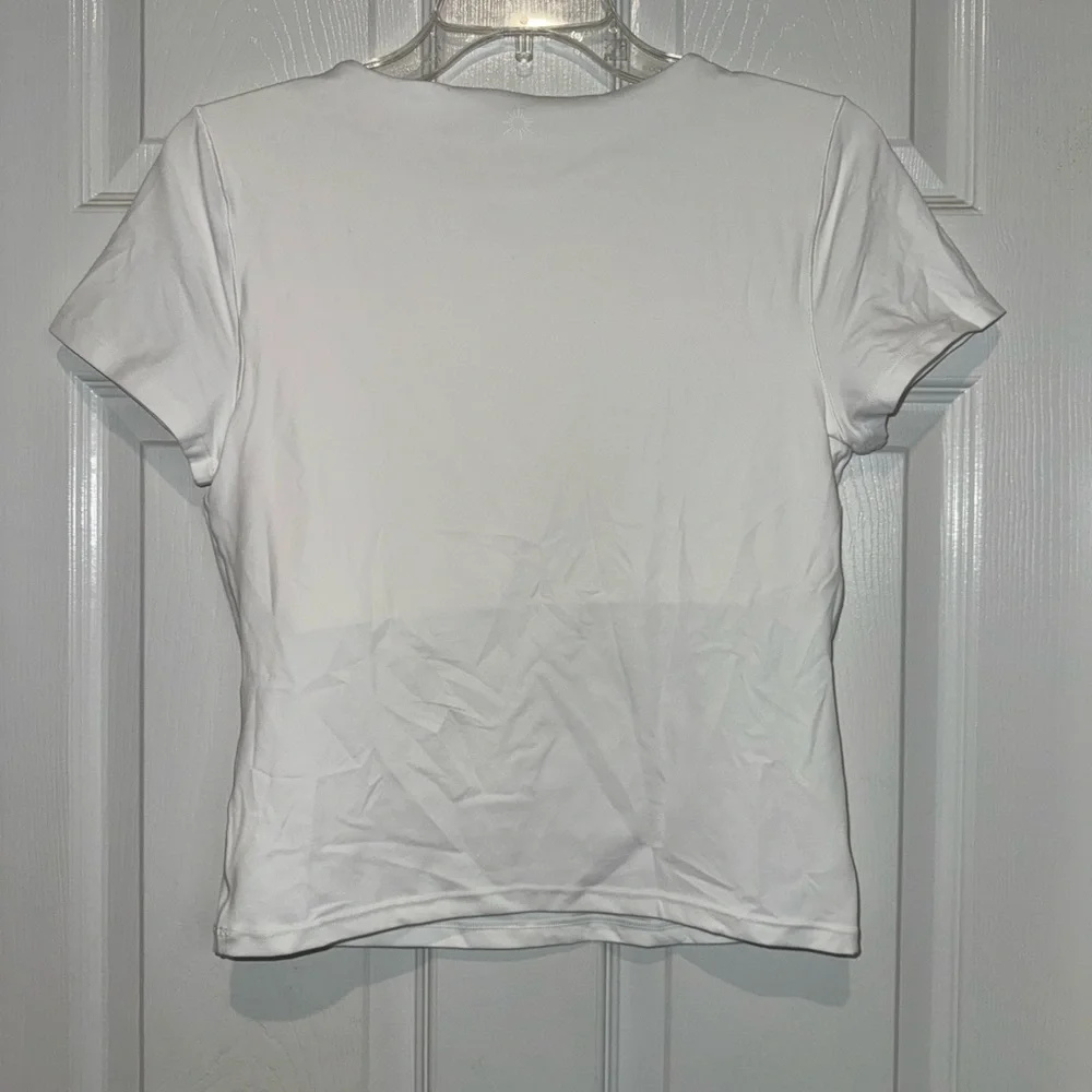Offline by Aerie White Short Sleeve Women's Tee. Size L. NWT - Picture 2 of 6